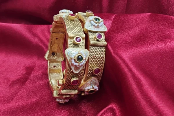 Luxury Rajwadi Bangles – Exquisite Bridal Bangles for Royal Weddings