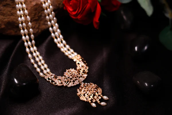 Traditional Moti Har Necklace – A Timeless Pearl Jewellery